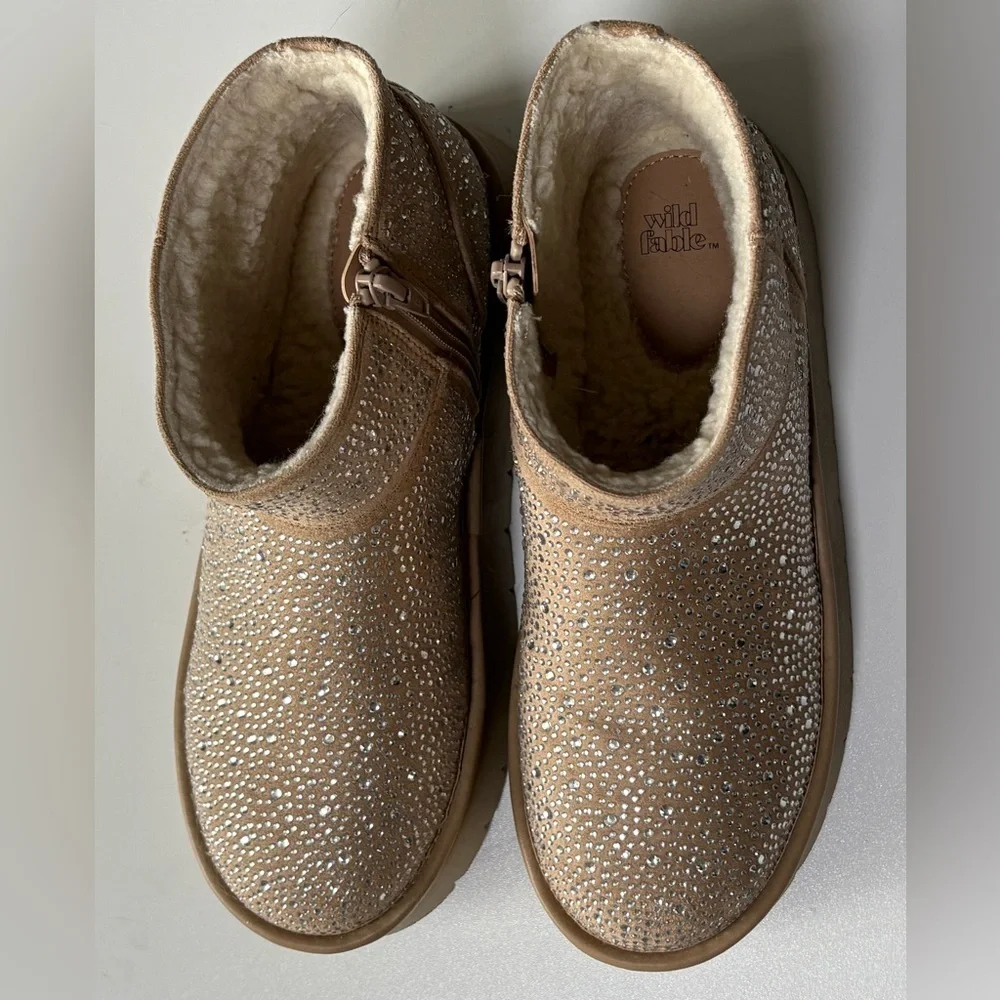 Wild Fable Missy Memory Foam Platform Bootie Rhinestone Embellishments size 8